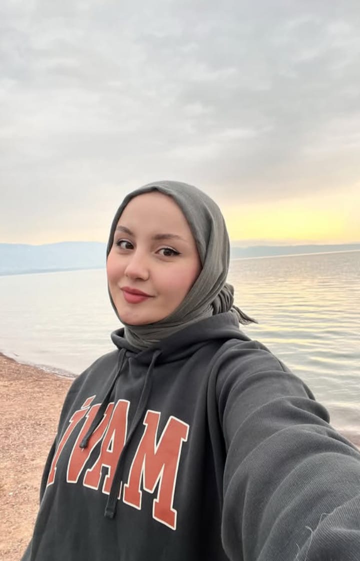 Kadıköy Tombul Bayan Escort Bayan Dila